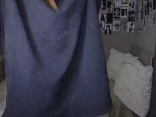 Littlevildevil nude on live sex chat
