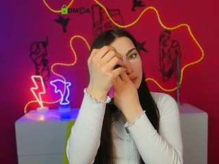 Mary-skiny nude on live sex chat