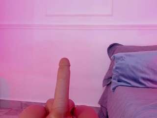 Sara-bonneth nude on live sex chat