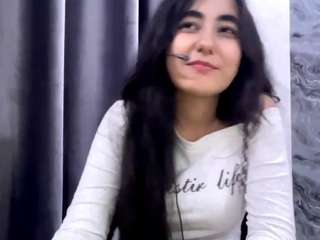 Sofia nude on live sex chat