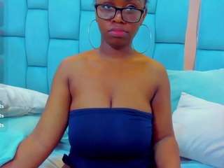 Yera nude on live sex chat