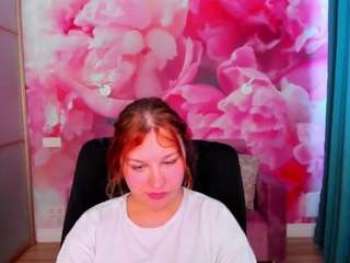 AngelinaLow nude on live sex chat