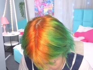 Caroline nude on live sex chat