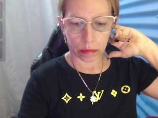 Chayla-Ruiz nude on live sex chat