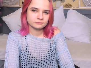 GinaDawson nude on live sex chat