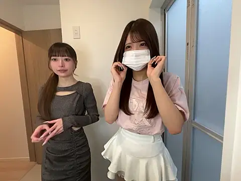 Gokujyo-Namanaka naked strip on webcam for live sex chat