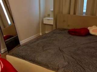 JuliaShyy nude on live sex chat