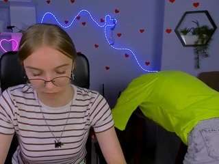 Keylas-moan nude on live sex chat