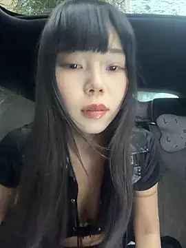 kiki-chloe naked strip on webcam for live sex chat