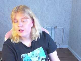 Luna-c0ra nude on live sex chat