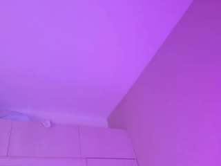 MiaTurnner nude on live sex chat