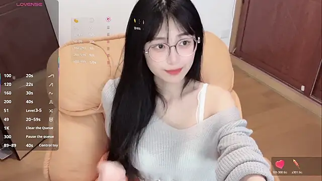 Nice2C- naked strip on webcam for live sex chat