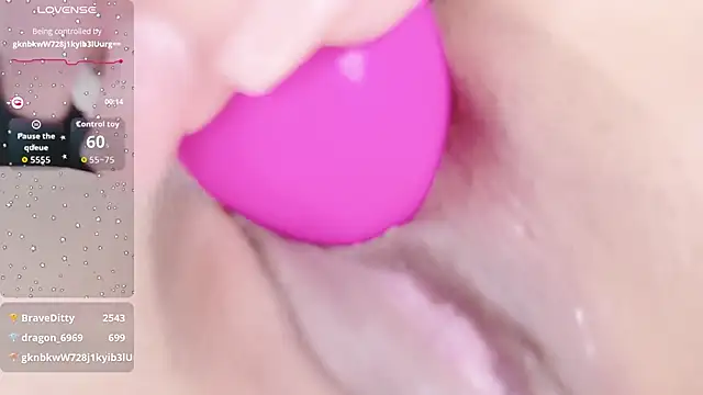 Nini-899 naked strip on webcam for live sex chat
