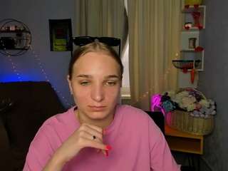 Ollivia-dream nude on live sex chat