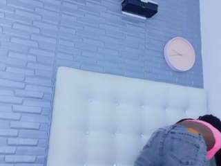 Pervert-shydoll nude on live sex chat