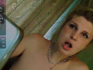 TsPostOphere nude on live sex chat