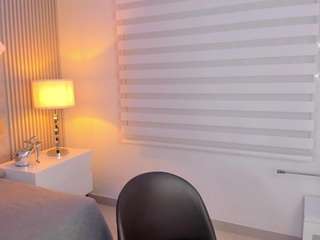 VIOLETA nude on live sex chat