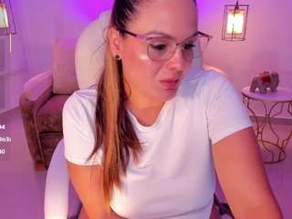 Aida-adams nude on live sex chat