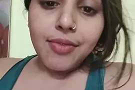 Cute-Simmi69 naked strip on webcam for live sex chat
