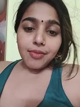 Cute-Simmi69 naked strip on webcam for live sex chat