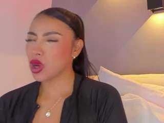 Elisa Castrillon nude on live sex chat