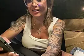 Etwas_neugierig naked strip on webcam for live sex chat