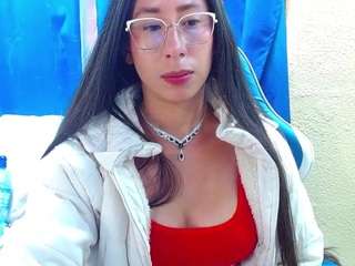 Gialein1 nude on live sex chat