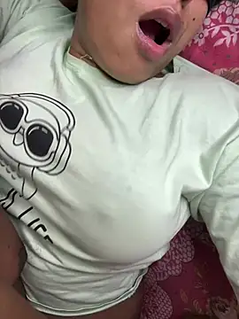 Hot-AngoriBhabhi naked strip on webcam for live sex chat