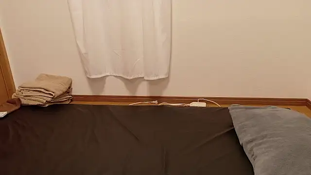 ipponpon naked strip on webcam for live sex chat