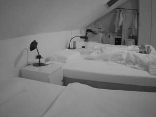 Julmodels Bedroom-D4 nude on live sex chat