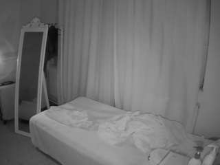 Julmodels Bedroom-E3 nude on live sex chat