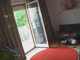 Julmodels Living-1 nude on live sex chat