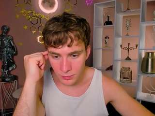 Kevin-nix nude on live sex chat