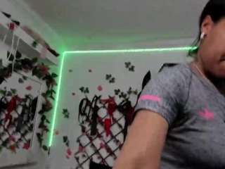 Liatemptation nude on live sex chat