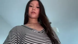 luvvivii naked strip on webcam for live sex chat
