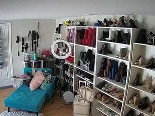 Miss Olivia Black Dressing Room nude on live sex chat