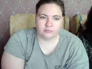 OlyaFire nude on live sex chat