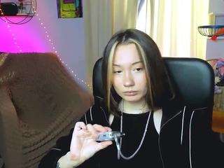 Sabina-wul nude on live sex chat