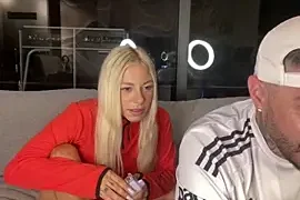 SexOnMyLvL naked strip on webcam for live sex chat