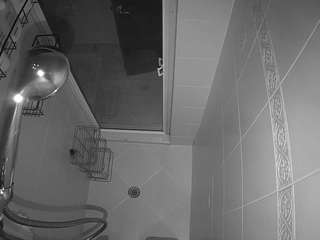 Sexy Girl Shower nude on live sex chat