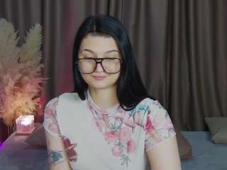 SolaZolaa nude on live sex chat