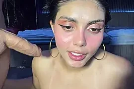 zui_lu naked strip on webcam for live sex chat