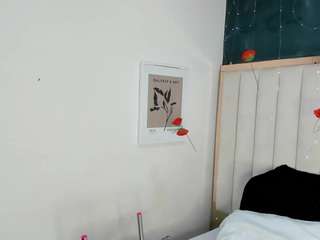 Africa-holmes nude on live sex chat