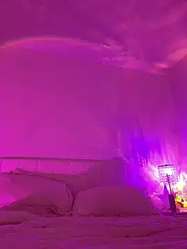 amylaaa naked strip on webcam for live sex chat