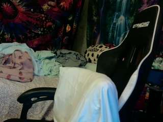 Candismiths nude on live sex chat