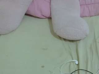 Cuteavrl nude on live sex chat