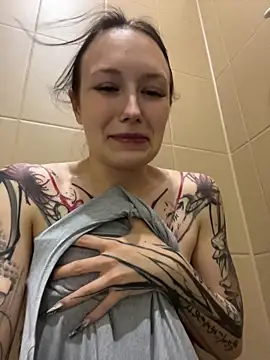 EliteBitch naked strip on webcam for live sex chat