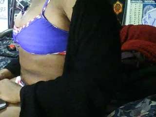 GardeniaFields nude on live sex chat