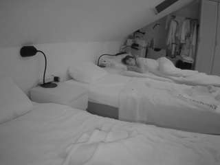 Julmodels Bedroom-D4 nude on live sex chat