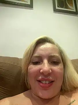 Juuhschmitt naked strip on webcam for live sex chat